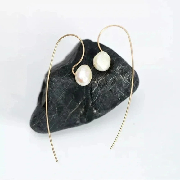 2 LEFT! Pearl Threader Earrings Gold Natural Baroque - Picture 4 of 13